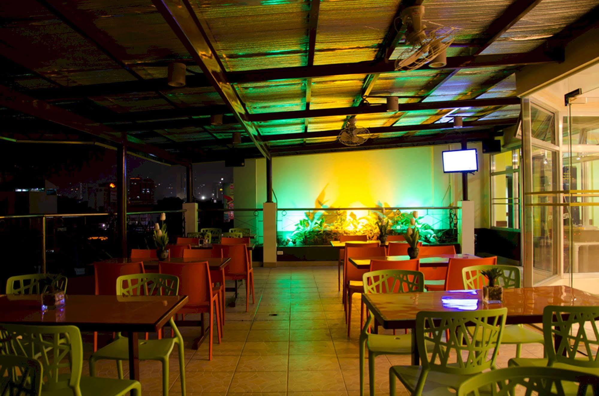 Allson'S Inn Cebu Extérieur photo