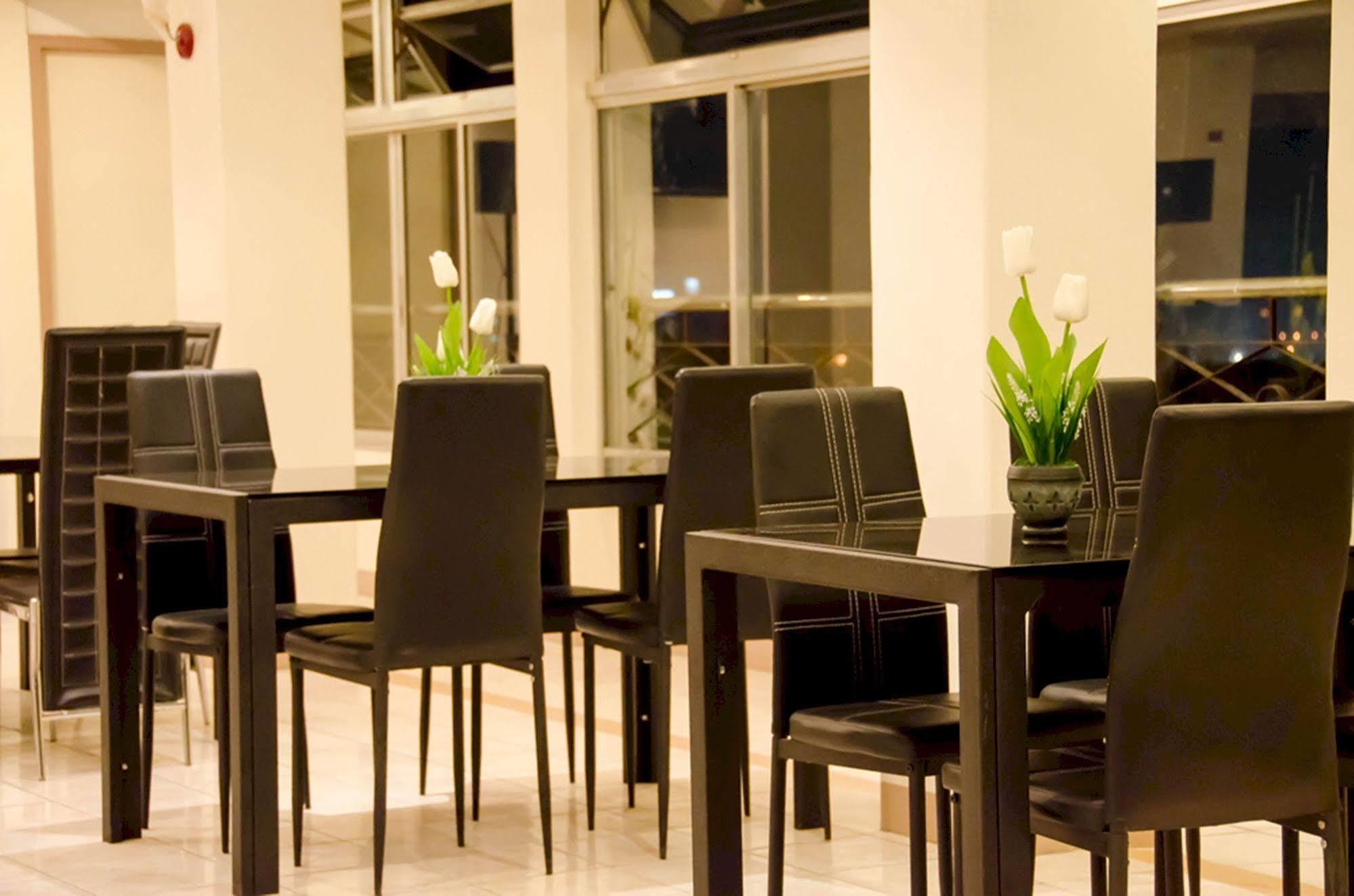 Allson'S Inn Cebu Extérieur photo