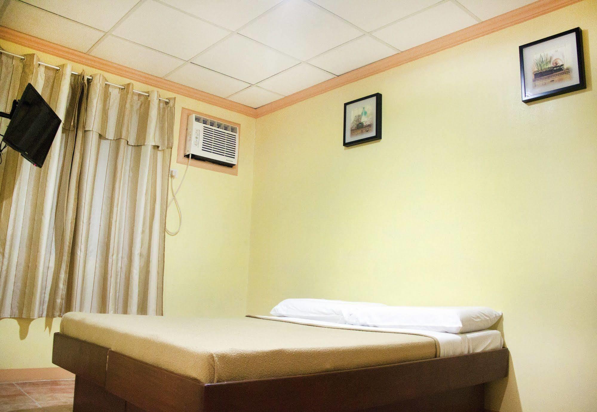 Allson'S Inn Cebu Extérieur photo